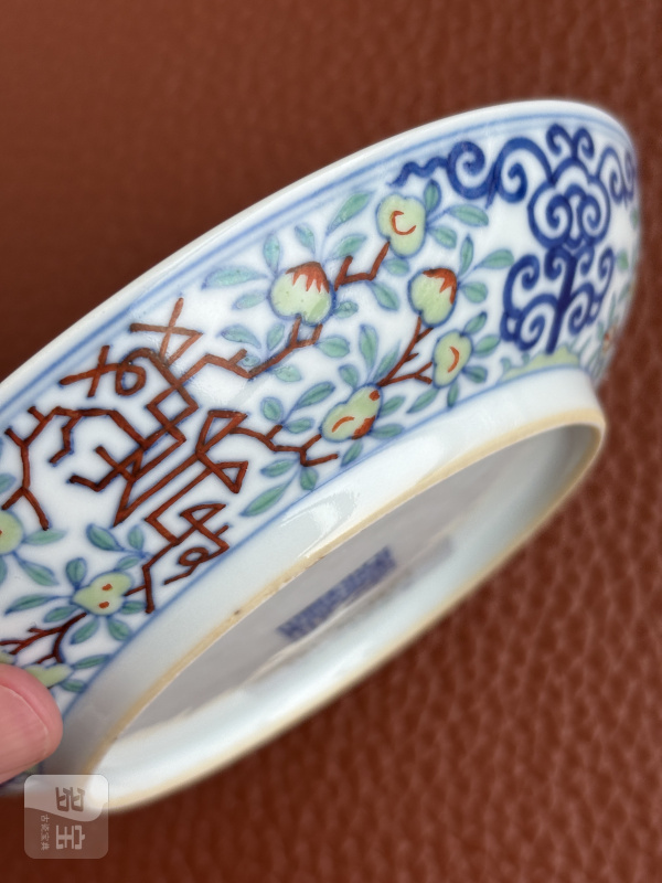 清乾隆 斗彩寿字纹盘一对（带老盒） - 图16